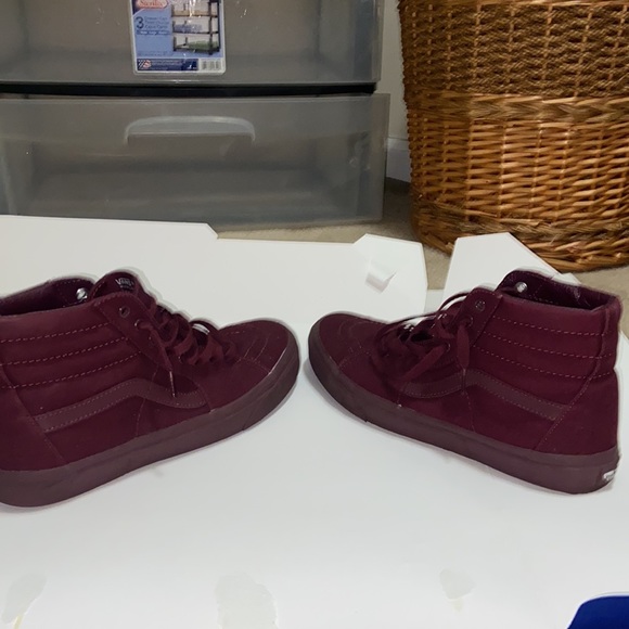 Men’s dark burgundy high top Vans - Picture 2 of 5